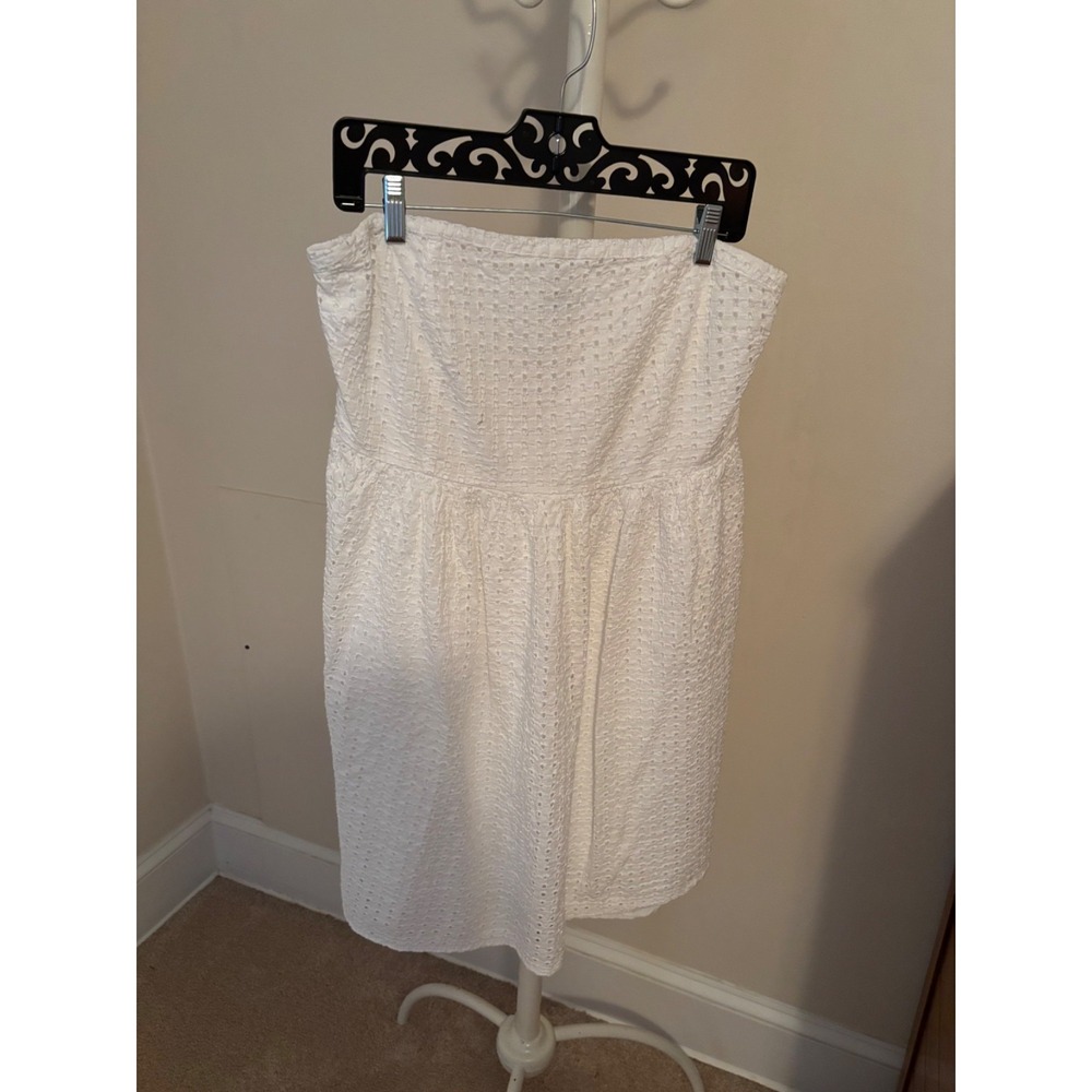 Old Navy strapless white dress size 16